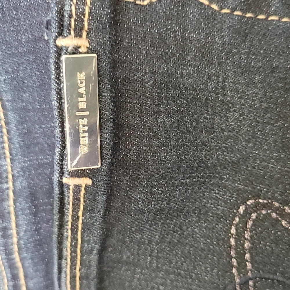 WHBM Boot Leg Jeans - Picture 8 of 8